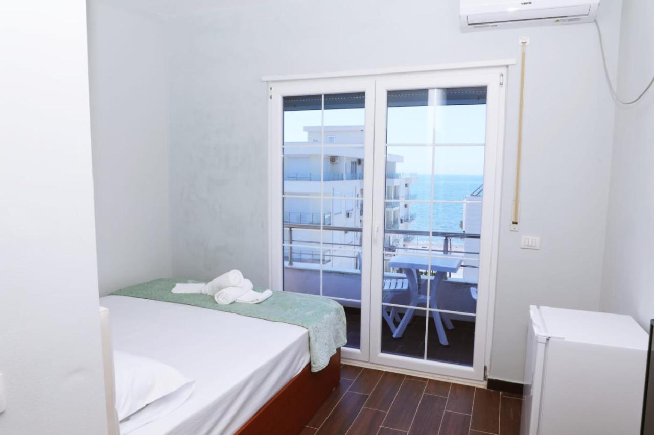 Ryan'S Hotel Shëngjin エクステリア 写真